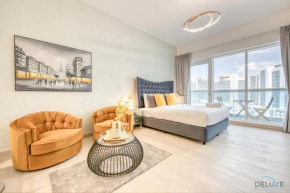 Beautiful Studio in Business Bay by Deluxe Holiday Homes